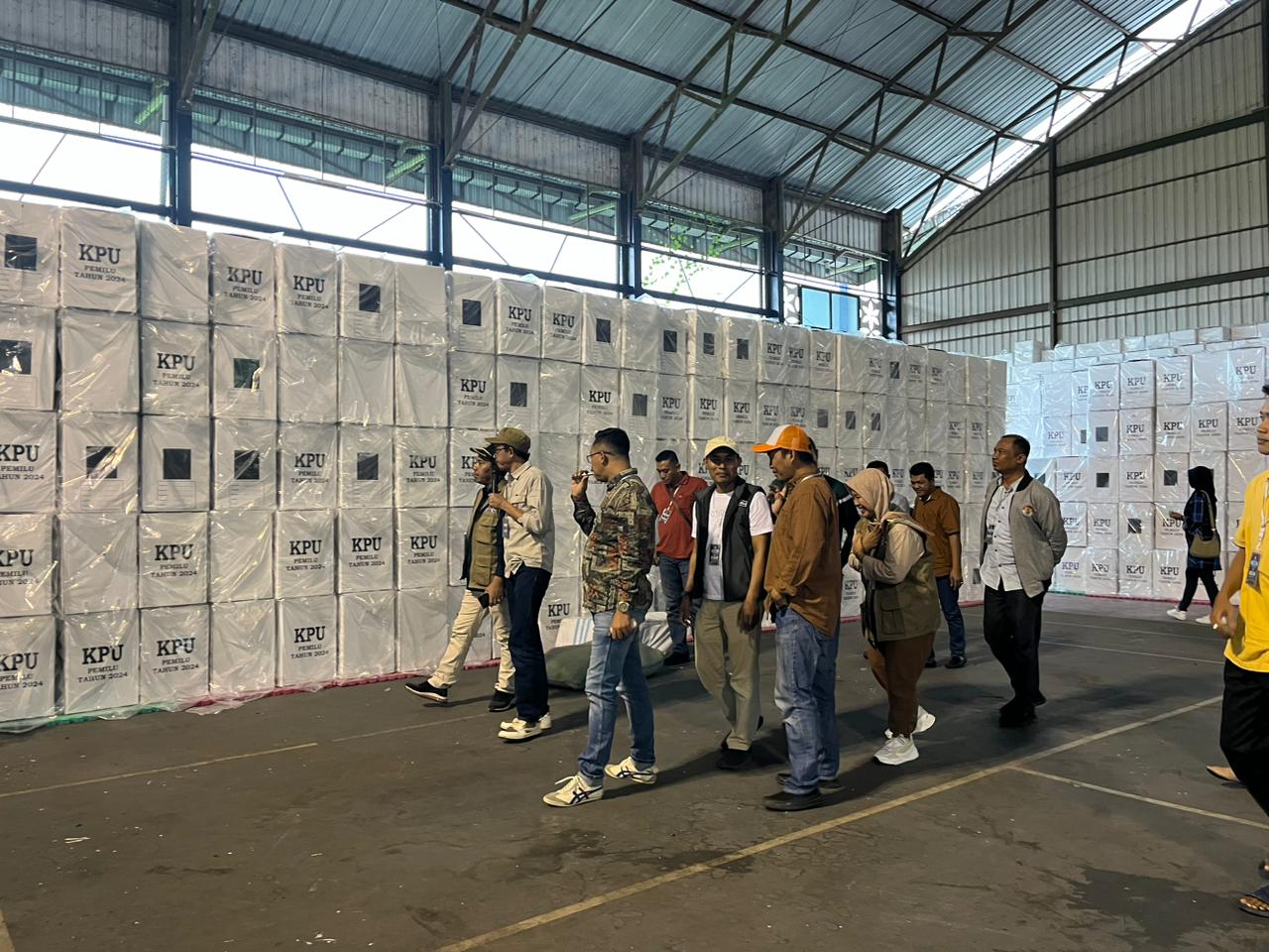 pengawasan melekat penortiran dan pelipatan surat suara